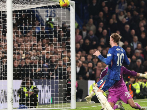 默森谈帕尔默踢飞绝杀球：这种球哪怕再试一百次，也不会失误。我从未见过这样的场面