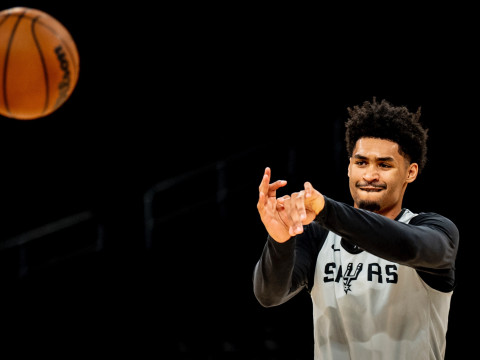 NBA常规赛-马刺vs勇士首发名单预测（2月12日）勇士残阵迎敌