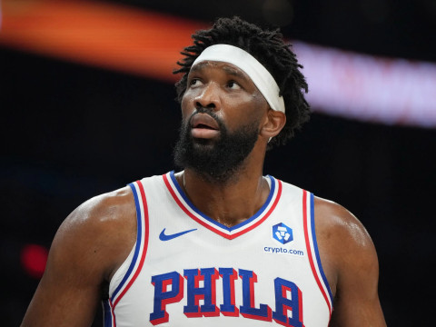 76人主帅：我们对恩比德的膝盖情况并不算担心，这和我们本赛季一直以来的预判是一致的