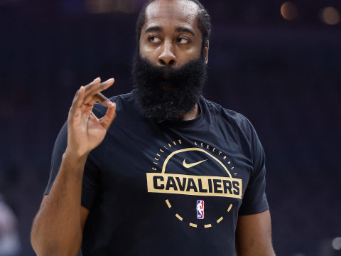 哈登：骑士有很好的投射，内线球员运动能力出色，队里很多球员都不自私，愿意为了赢球付出一切