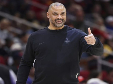 乌度卡被喷上全美热搜：绝平拒选杜兰特 谢泼德决胜时刻遭弃 联盟最差教头