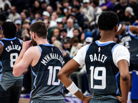 NBA回放全场录像高清：常规赛开拓者vs爵士（2月13日）霍勒迪31+9+7宝刀未老