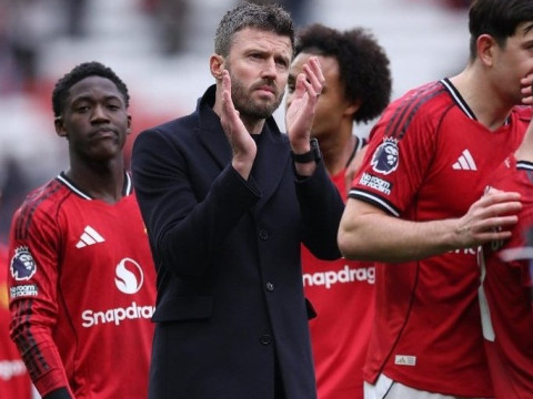 乔·科尔：卡里克是骨子里非常硬核的人，开口就能感受到他说话的分量和沉稳