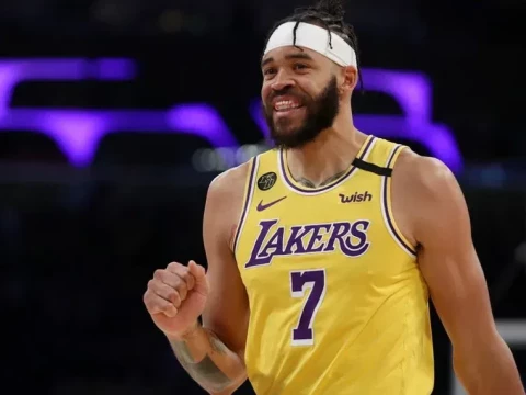 北京首钢官宣：正式签约三届NBA总冠军中锋麦基 注册后出战第二阶段比赛