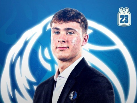 猛料！名记曝独行侠抽中状元签选弗拉格是内定 曾爆料小卡阴阳合同