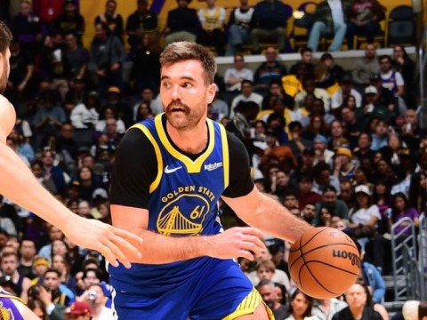 NBA常规赛今日推荐|凯尔特人vs勇士比分预测2.20 凯尔特人的铁血防守磨碎勇士？