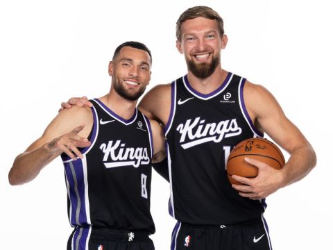 国王将摆烂进行到底！小萨接受左膝半月板手术 和拉文一起赛季报销