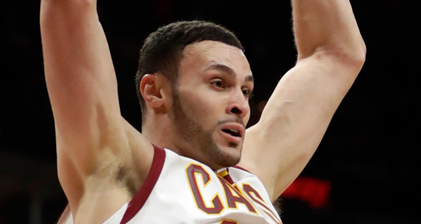 小拉里·南斯(larry nance jr.