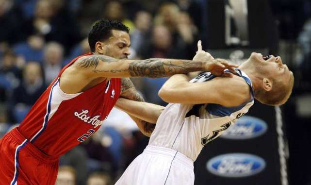 nba五大恶意犯规瞬间科比被贝尔锁喉第五追梦踢档第四