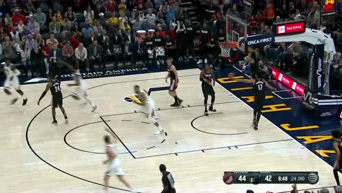 【NBA集錦】英格爾斯埋伏底線接球就投 三分穿云箭一擊命中