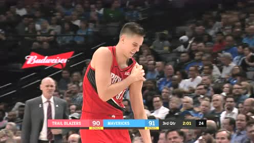 【NBA集錦】科林斯手臂疑似脫臼 東契奇暖心上前安慰