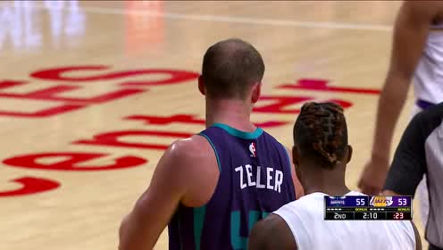 【NBA集錦】濃眉被肘面門 捂臉的時(shí)候誤開澤勒眉骨
