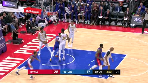 【NBA集锦】靠突破晃过全场 罗斯勇闯龙潭上篮建功