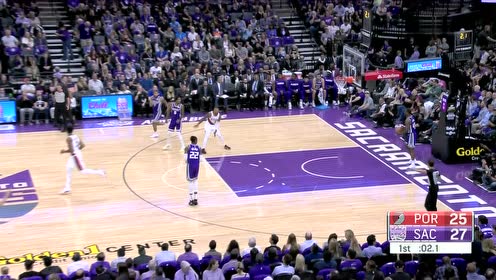 【NBA集錦】利拉德讀秒時(shí)段助攻小老弟 懷特塞德接球就扣默契十足