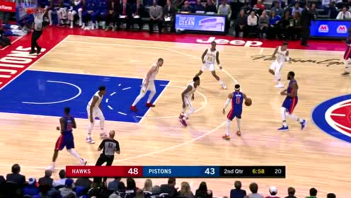 【NBA集锦】一上场就得分 特雷杨高效率打进一条龙快攻
