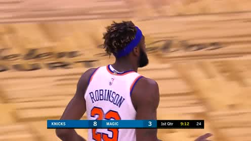 【NBA集锦】就在天上飞不下来 罗宾逊弹簧腾空接连砸扣