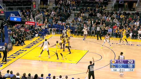 【NBA集锦】多次尝试终于恢复手感 库里掩护后命中三分