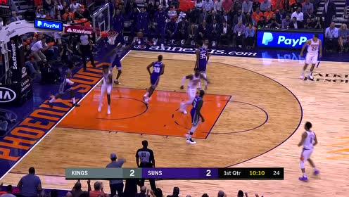 【NBA集锦】卢比奥一往无前突入内线 乌布雷接球弹起暴扣终结