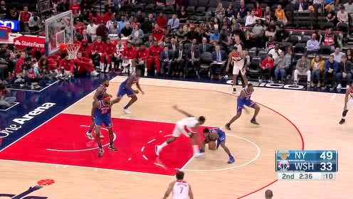 【NBA集錦】非人一般的身體素質(zhì)！蘭德爾快下接球強(qiáng)打2+1