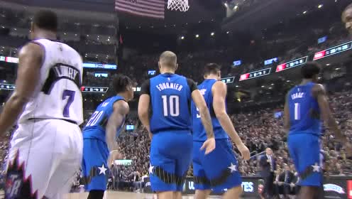 【NBA集锦】迅雷不及掩耳之势!富尼耶突破上篮打反击成功2+1