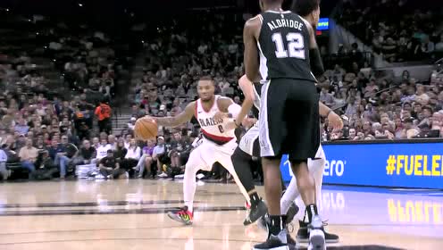 【NBA集錦】今兒就是針對你！阿爾德里奇再送利拉德遮天大帽