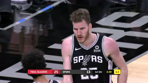 【NBA集錦】拉比西埃企圖暴扣 珀?duì)柼貭栒谔齑竺睙o情拒絕