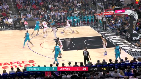 【NBA集錦】擋拆配合 華盛頓左翼三分毫不手軟穩(wěn)穩(wěn)命中