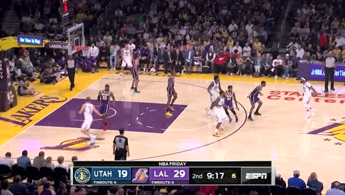 【NBA集錦】這態(tài)度沒(méi)得說(shuō)！霍華德遮天大帽扇飛康利上籃