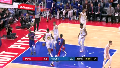 【NBA集锦】脚步轻点弹射起步 雷吉杰克逊云巅漫步单臂炸筐