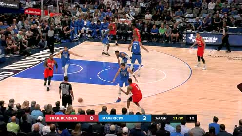 【NBA集錦】利拉德中距離跳投得手 東契奇拋投給予回應(yīng)