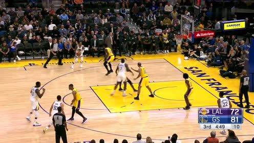 【NBA集锦】三分开了开了 拉塞尔连续三分再次扩大分差