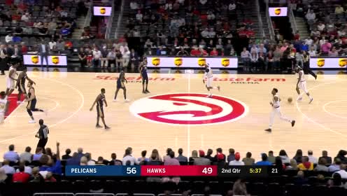 【NBA集锦】你以为我只会扣篮?锡安快攻助攻摩尔追身三分打进