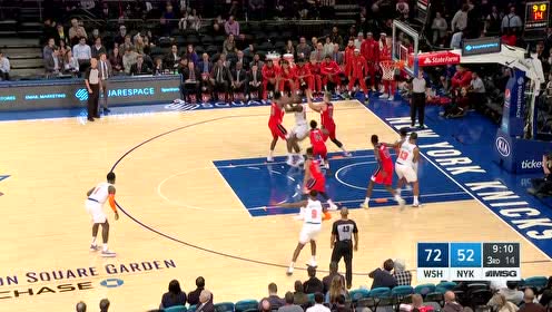【NBA集錦】猛虎下山的陣仗 托馬斯長驅(qū)直入單臂暴扣虐筐