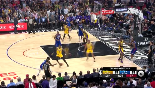 【NBA集锦】我是第三巨头 路威漂移中投稳定军心