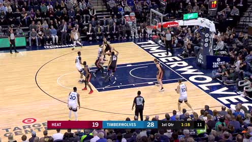【NBA集錦】唐斯妄圖左手單臂暴扣 慘遭席爾瓦怒帽封殺