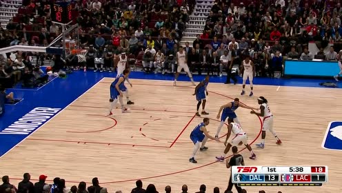 【NBA集锦】里突外投能力爆炸 小卡开启进攻模式连续砍分