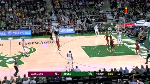 【NBA集锦】挡不住了 字母哥猛兽出笼突破单手劈扣