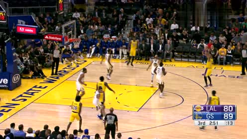 【NBA集锦】字母弟灵机一动空中转移球 助攻诺威尔三分命中