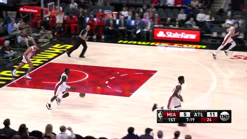 【NBA集錦】碾壓切入勇闖敵營(yíng) 亨特突破上籃輕松得手
