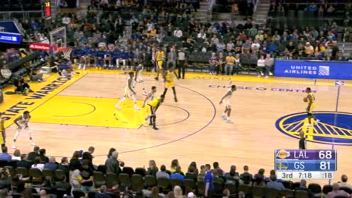 【NBA集锦】杰克逊球商不错 空切配合轻松得分