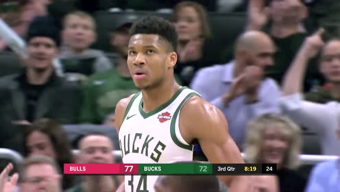 【NBA集锦】配合默契无瑕疵!布莱德索连线字母哥单臂劈扣