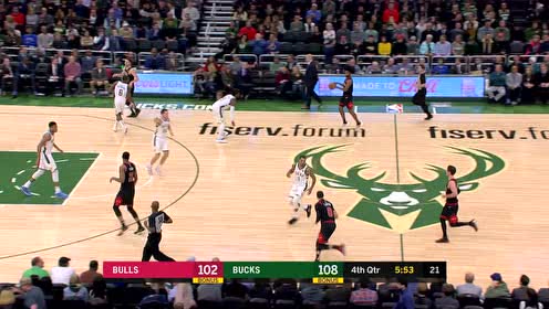 【NBA集锦】字母哥妙传马修斯空切上篮 阿西迪亚克诺三分回应