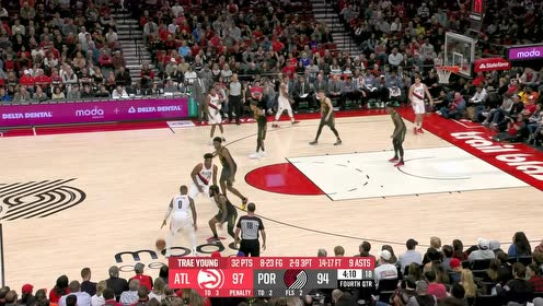 【NBA集锦】诠释什么叫顶级天赋 特雷杨随手一抛再次打进