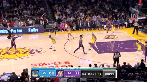 【NBA集锦】考利斯坦隔人暴扣 丹尼格林底角三分还以颜色