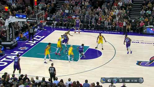 【NBA集锦】康利穿花绕歩甩开防守 潇洒小抛投干脆打进