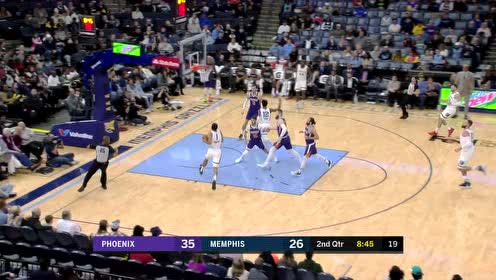 【NBA集錦】莫蘭特快攻眼觀六路 大錘心領(lǐng)神會接球上籃命中