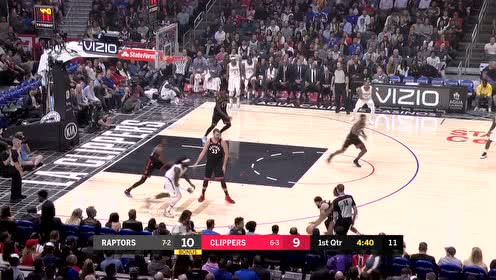【NBA集錦】范喬丹眼疾手快送搶斷 戴維斯單騎闖關(guān)快攻上籃