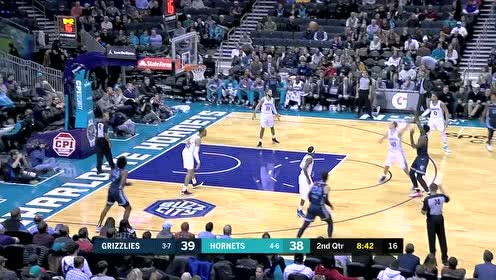 【NBA集锦】怎么轻松怎么来!莫兰特连线小杰克逊轻舒猿臂标三分飙进