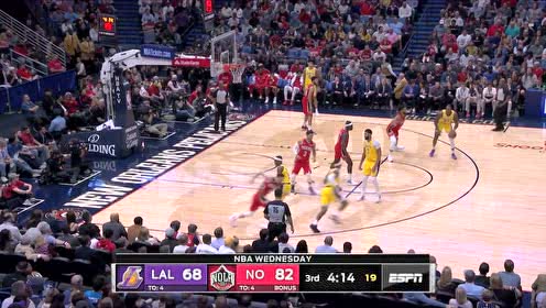 【NBA集錦】這一幕是否似曾相識 魔獸籃下空接暴扣