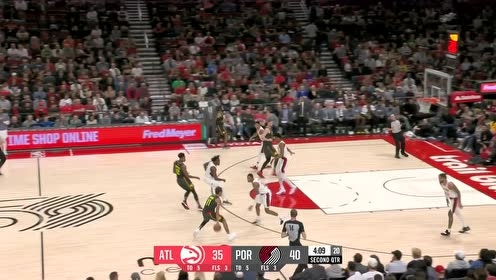 【NBA集锦】手活儿真的好 特雷杨面对两人防守再次抛投打进